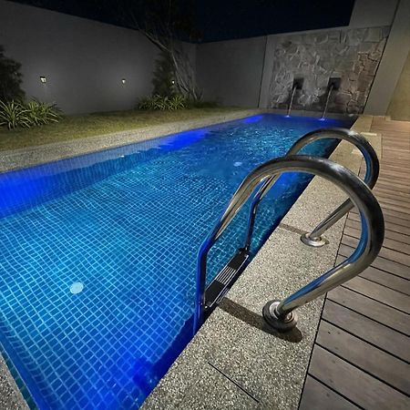 La Villa Langkawi - Private Pool Pantai Cenang  Room photo